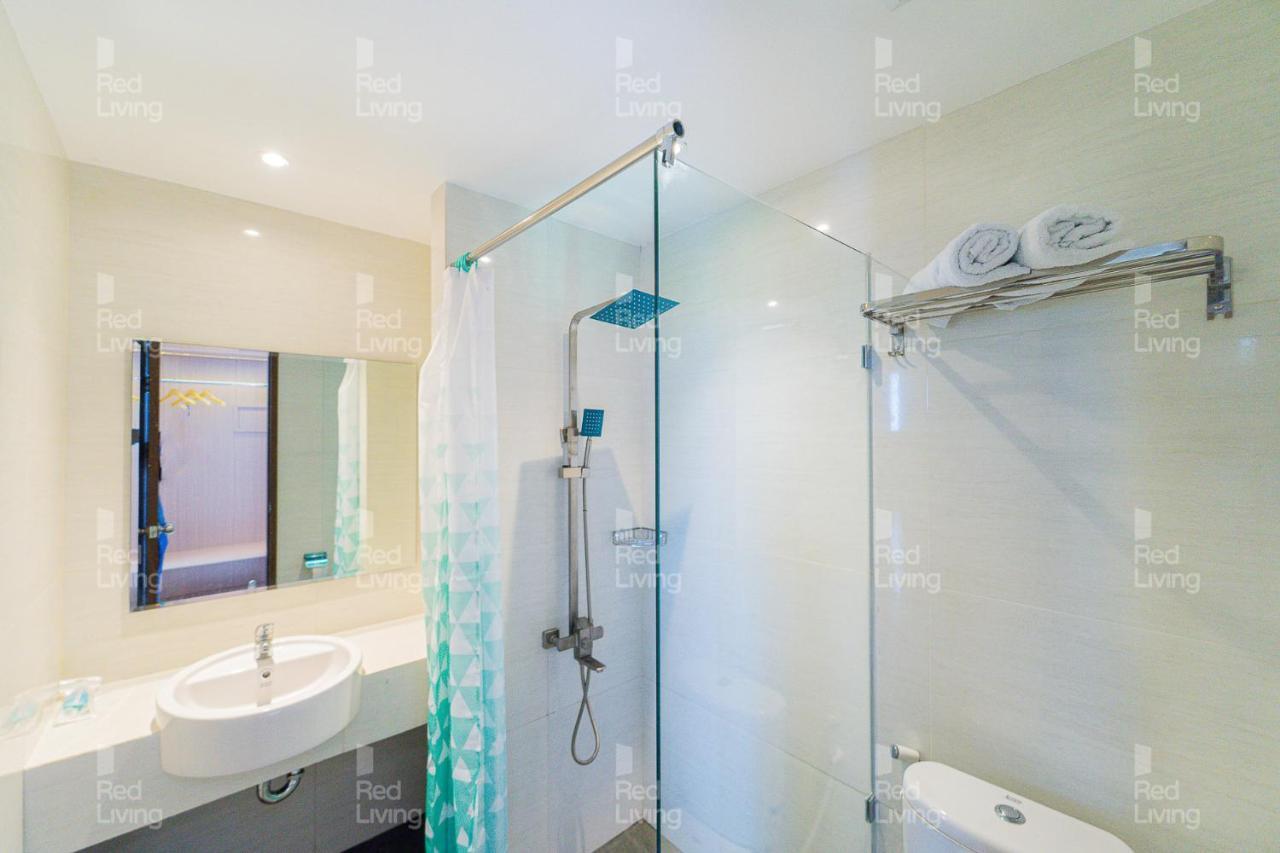 יוגיאקרטה Redliving Apartemen Premium Exclusive Seturan מראה חיצוני תמונה