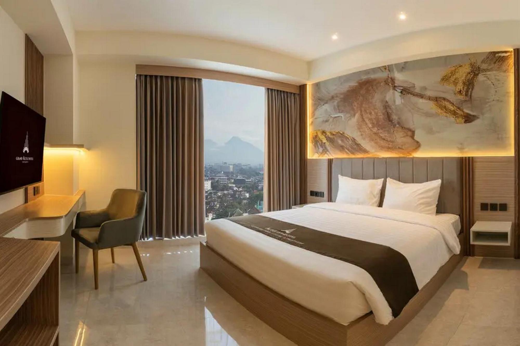 יוגיאקרטה Redliving Apartemen Premium Exclusive Seturan מראה חיצוני תמונה